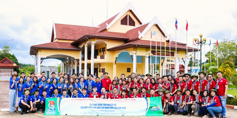 SAMCO đồng hành cùng chiến dịch tình nguyện Kỳ nghỉ hồng tại Lào