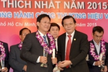 SAMCO được trao giải thương hiệu Việt yêu thích nhất năm 2015